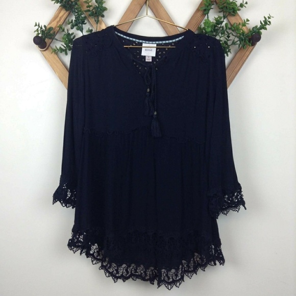 Knox Rose Tops - Knox Rose Bell Sleeve Peasant Eyelet Tunic Top